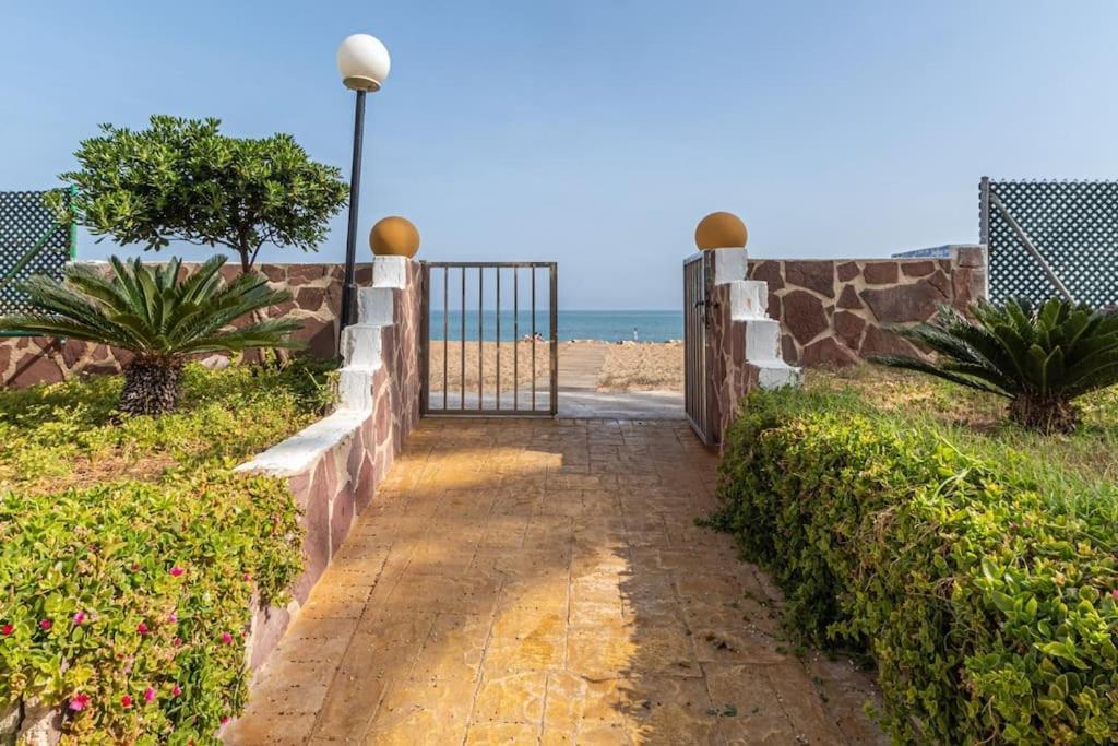 To The Beach Denia Luaran gambar